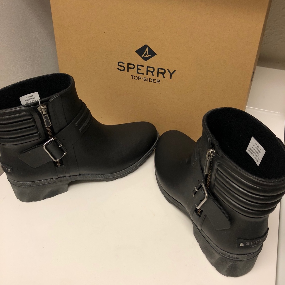 Brand New Sperry Boots